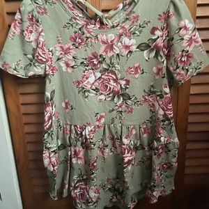 Very cute summer top!